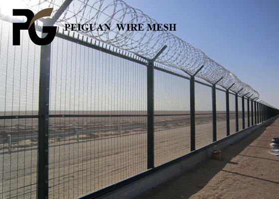 Eco Friendly Security Metal Fencing , 8 Gauge Wire Mesh Security Fencing