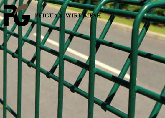 Galvanized Triangle Roll Top Weld Mesh Fence Panels For Commercial Applications