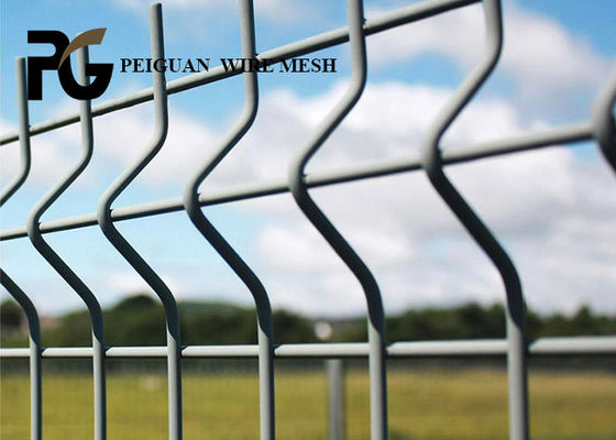 Hot Dipped Galvanized V Mesh Security Fencing For Farm