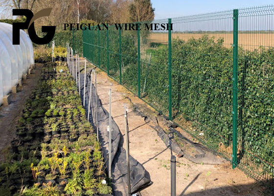 3mm Hot Dipped Galvanized V Mesh Security Fencing For Airport