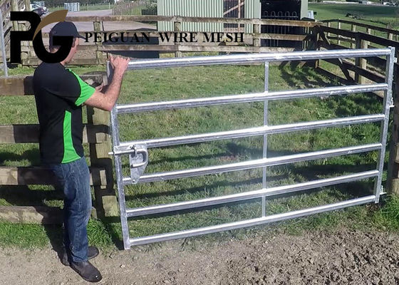 Sustainable 1.6x2.1m Metal Fence Panels For Livestock Anti Corrosion